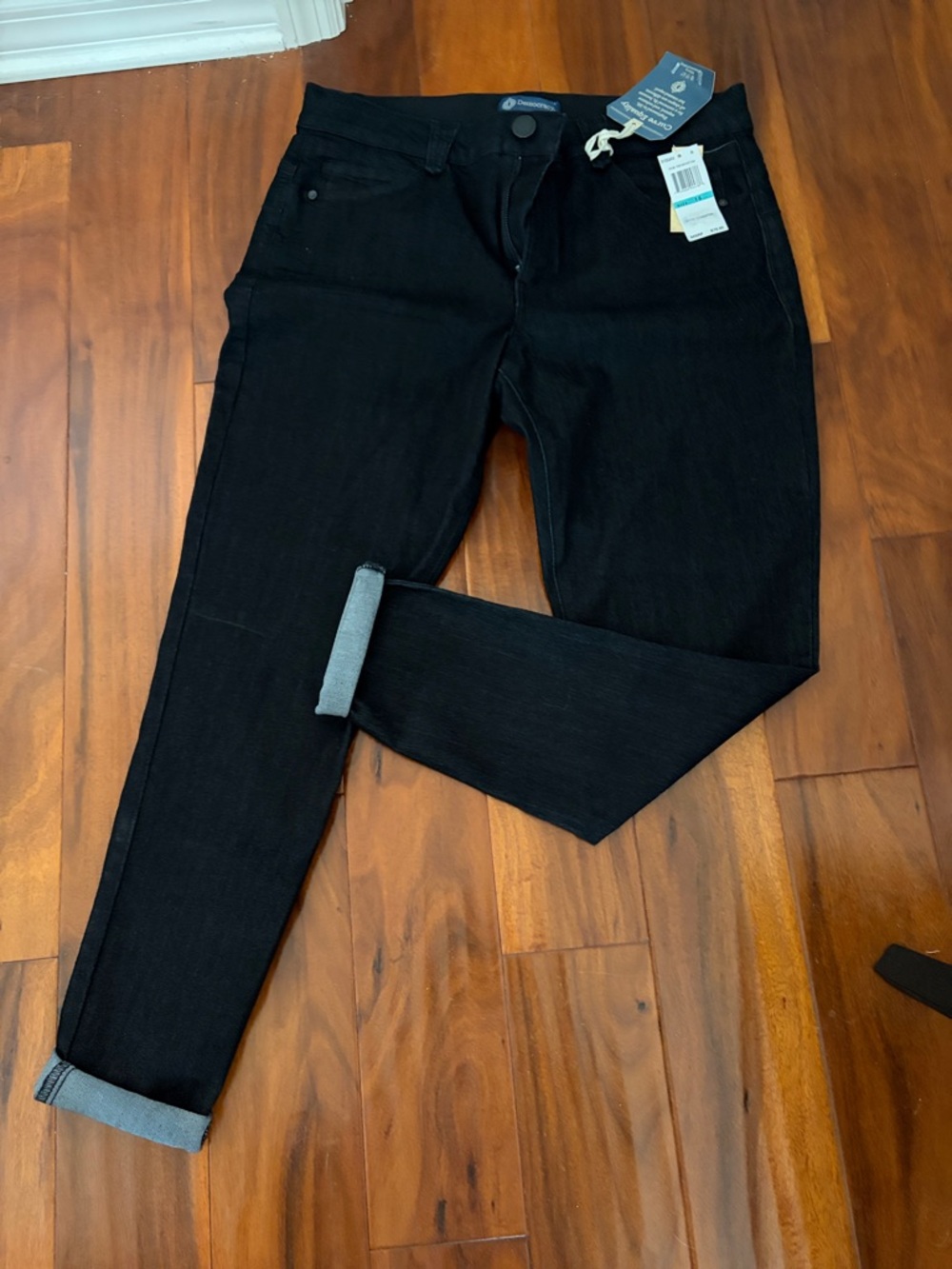 Democracy Black Skinny Jeans for Women